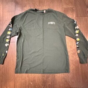 H&M Peanuts Snoopy T-Shirt Men's‎ Size M Green Long Sleeve Graphic Crew